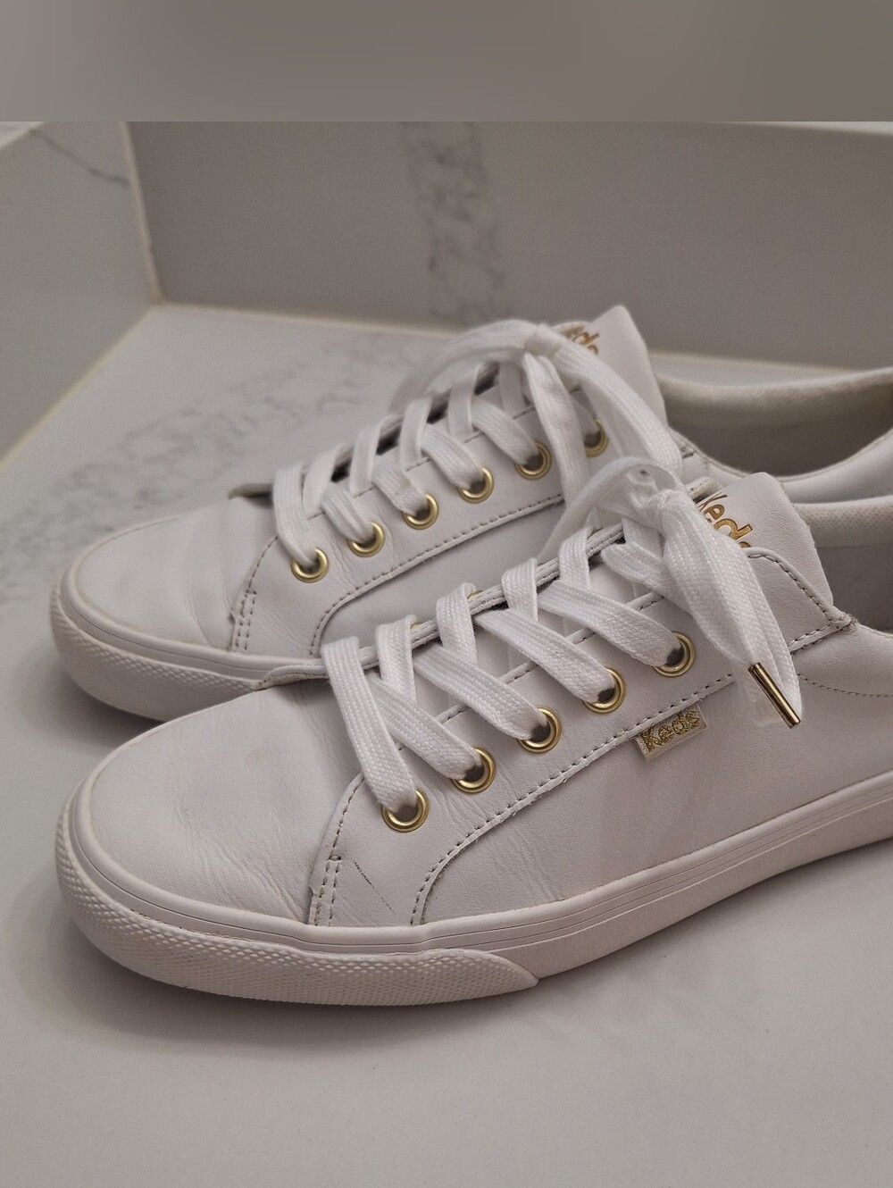 Keds Jump Kick Leather Sneakers Women’s Size 9 White Gold Eyelets WH63681 - Picture 4 of 8
